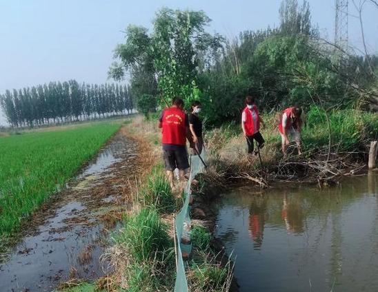 清淤疏浚不停歇喻屯镇汛期周密布防保河道畅通